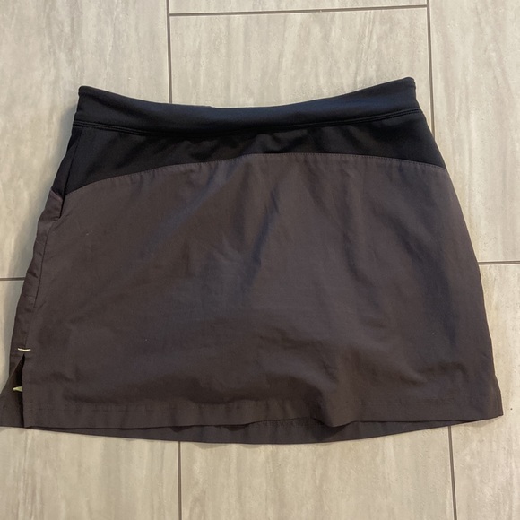 Brooks athletic Skort size small - Picture 6 of 6